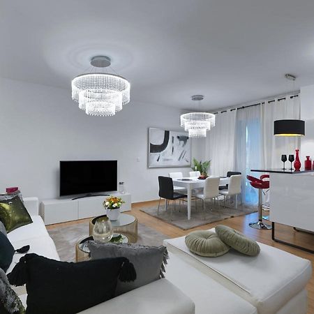 أثينا Elegant Apartment In Glyfada المظهر الخارجي الصورة